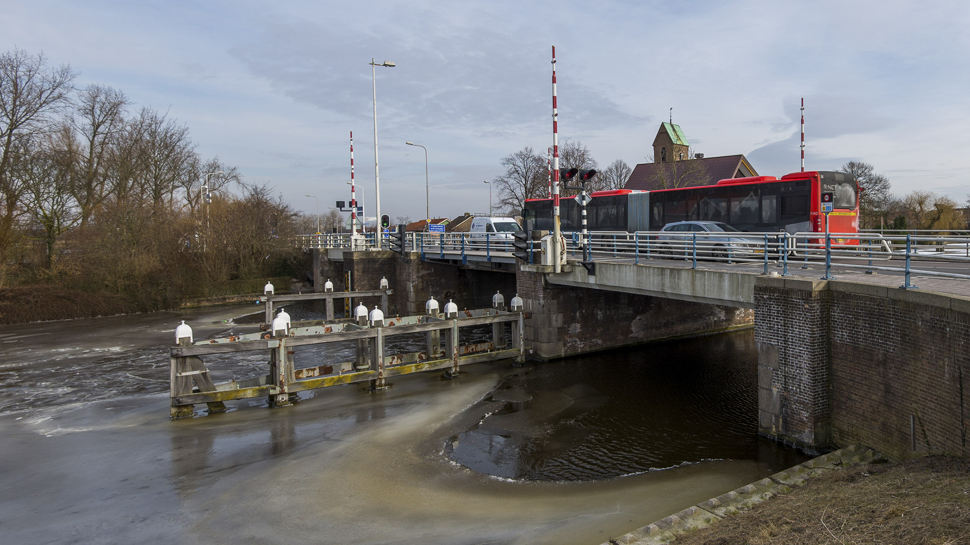 Wegontwerp nieuwe verkeerssituatie N522 bij brug Ouderkerk